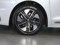 瑞风RF8 PHEV 图片