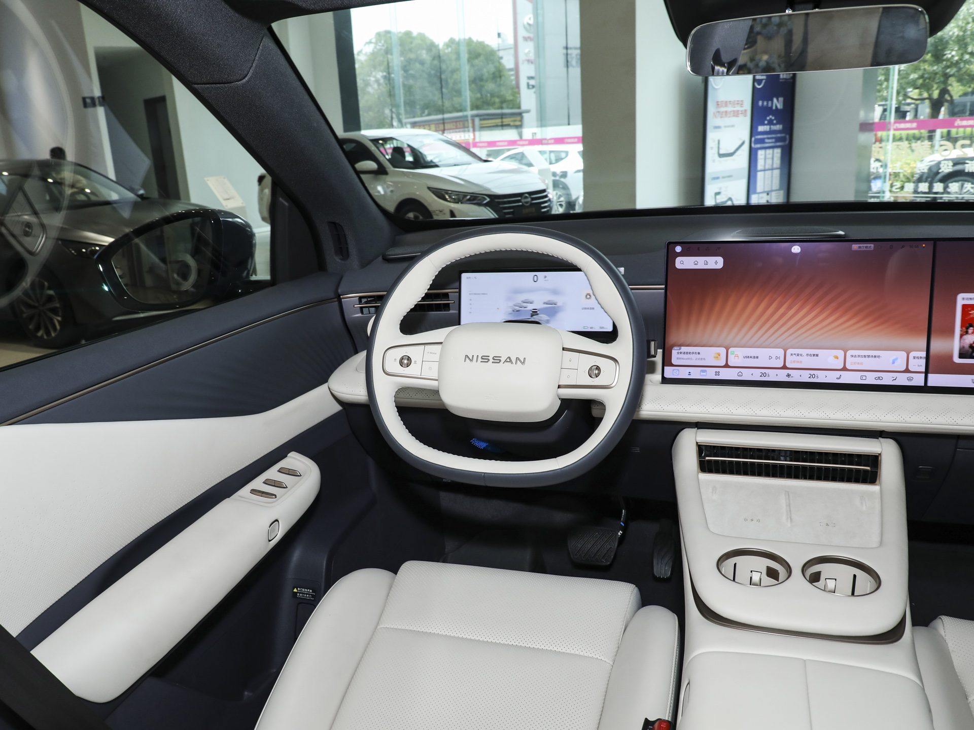 日产NX8 图片