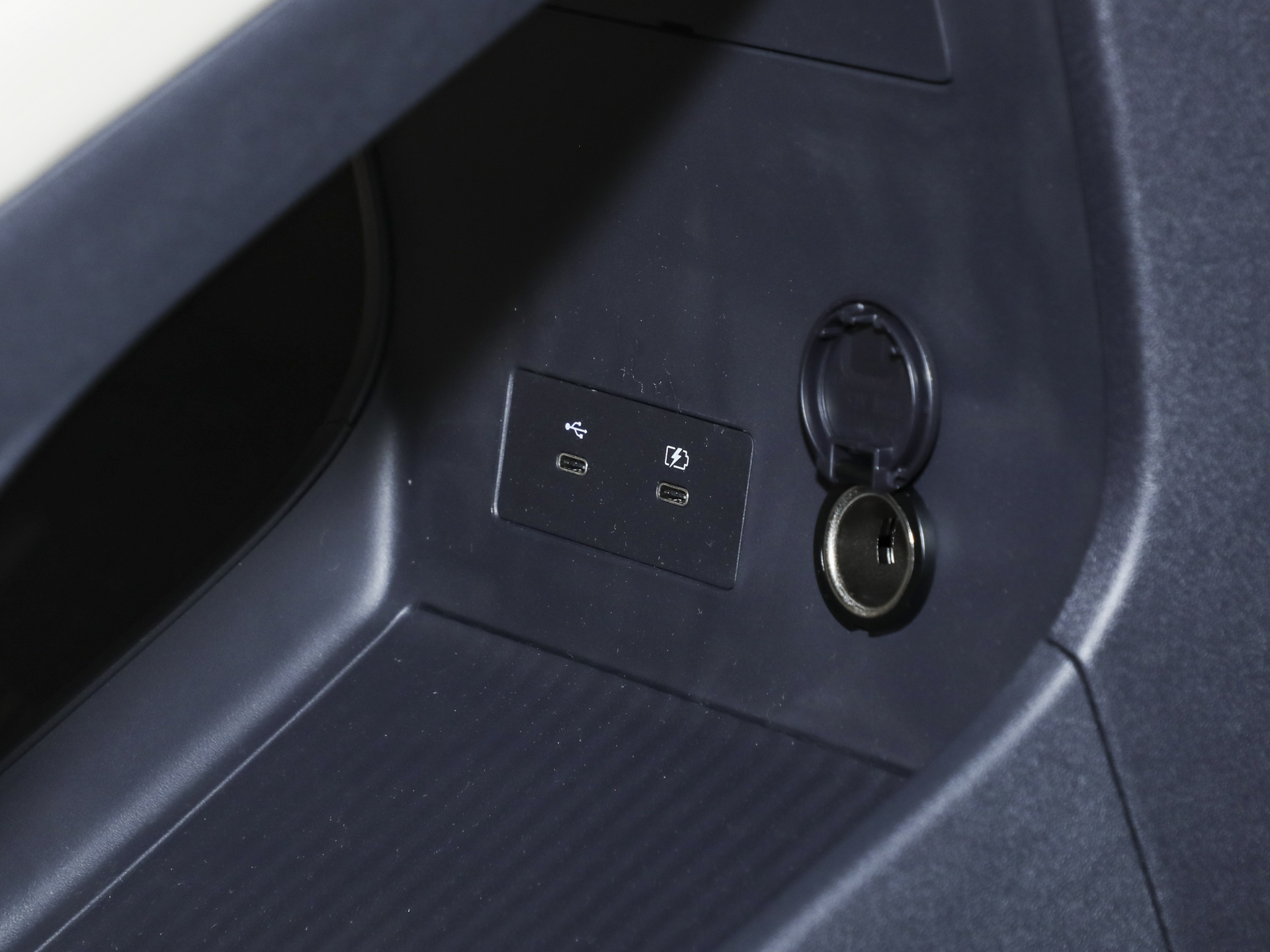 日产NX8 图片