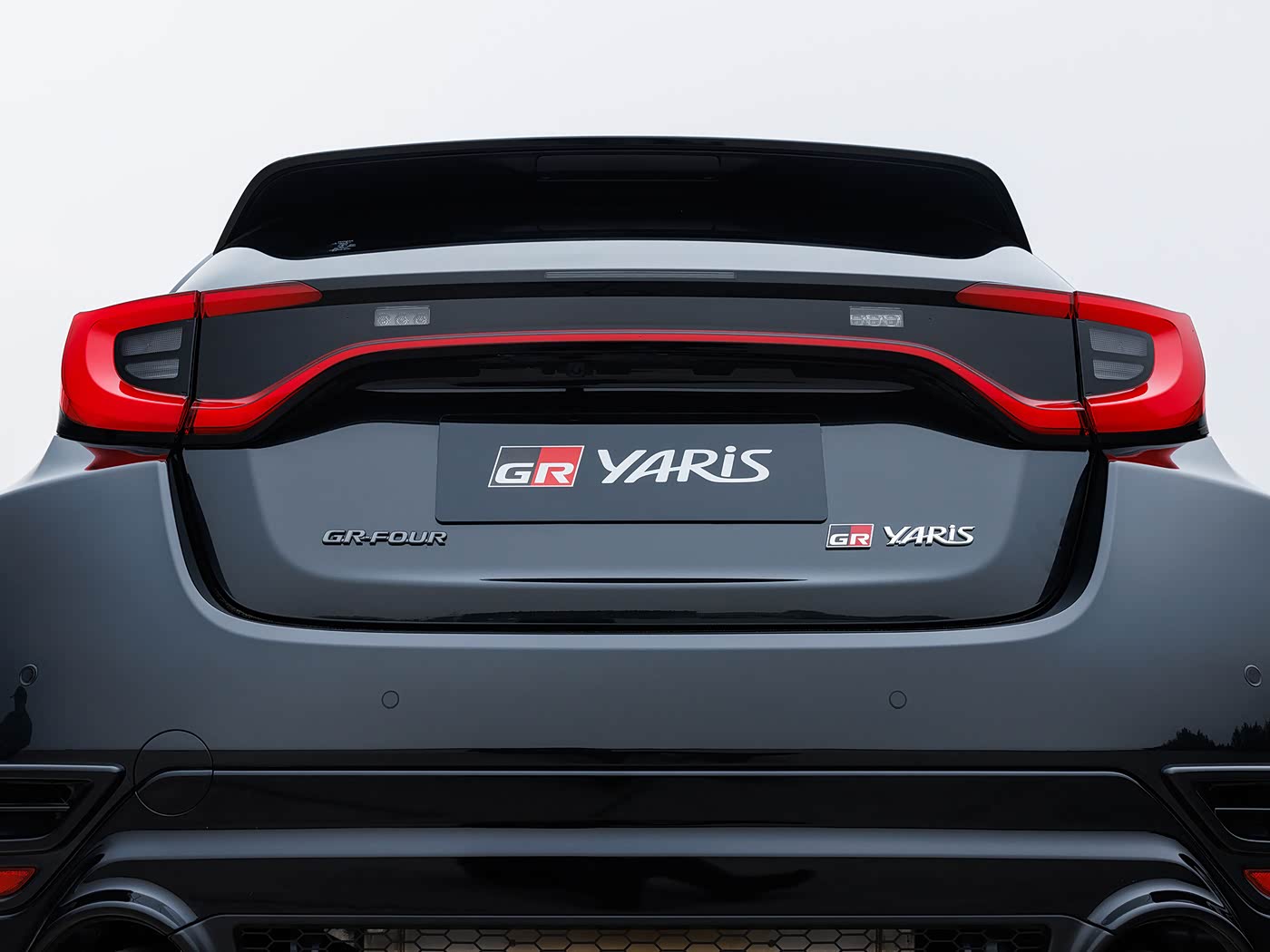 雅力士(海外) 图片