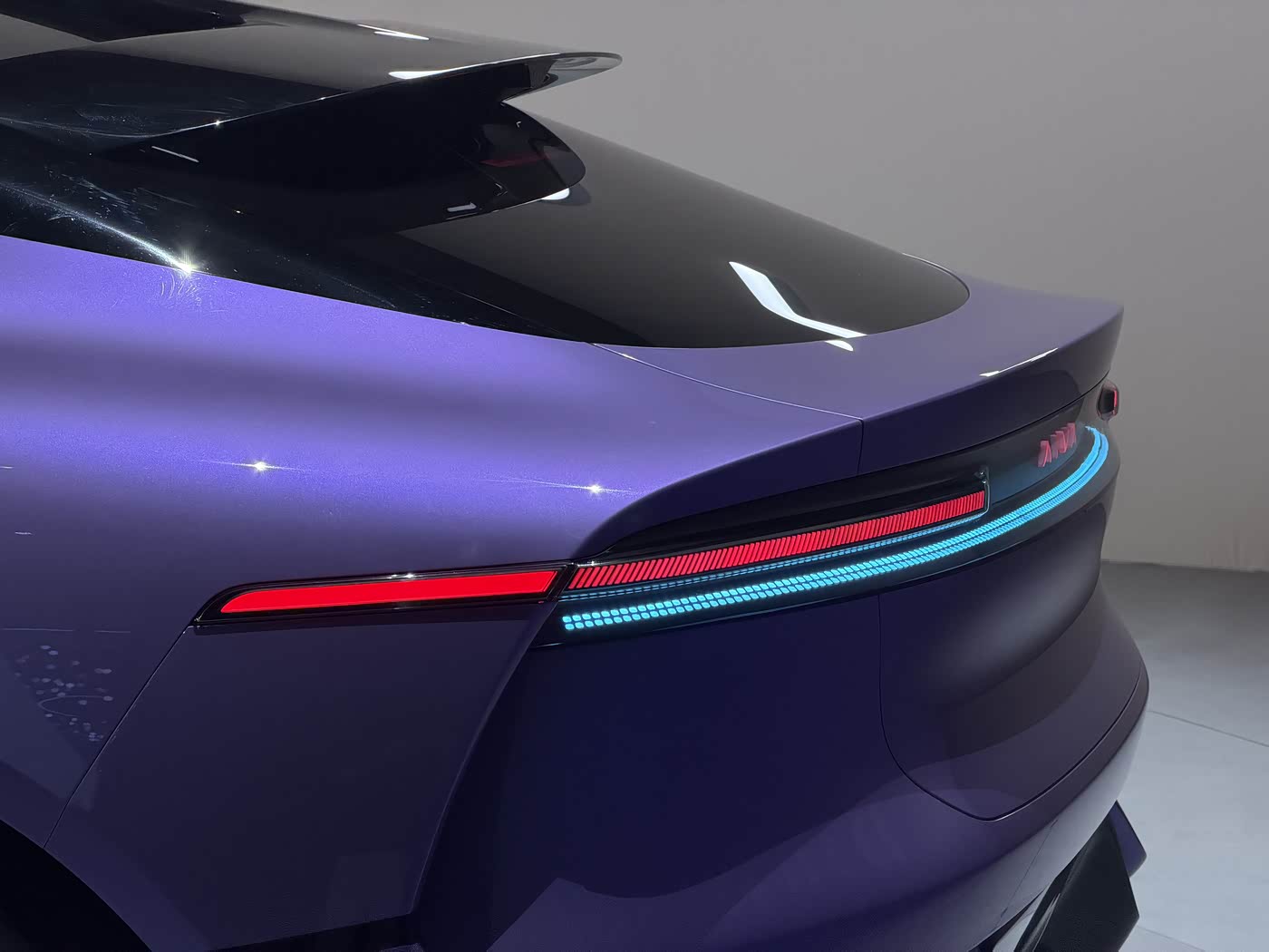 AIVA Origin Concept 图片
