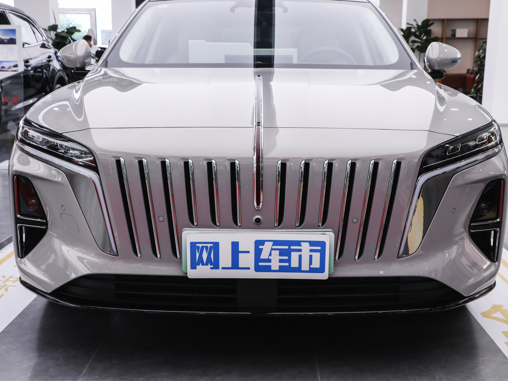 红旗H7 图片