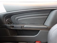 阿斯顿·马丁DBS 2009款 6.0 Touchtronic Coupe