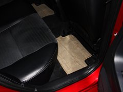 LANCER 2010款 2.0L 自动 BBS轮毂版5座