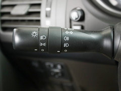丰田(进口)  2.7L 自动 方向盘左侧控制杆