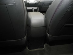 现代ix35 2010款 2.0L 自动 2WD精英版 GLS 5座