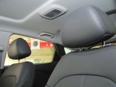 现代ix35 2010款 2.0L 自动 2WD精英版 GLS 5座