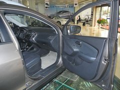 现代ix35 2010款 2.0L 自动 2WD精英版 GLS 5座