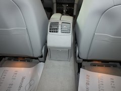 奔驰E级 2011款 E260L 1.8T CGI时尚型