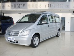 福建奔驰 威霆Vito 119 车辆左前45度视角