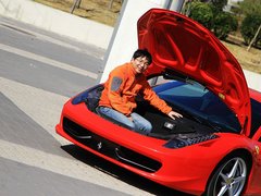 法拉利458 2011款 4.5L DCT 标准型