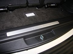 凯雷德ESCALADE 2010款 凯雷德ESCALADE 6.0 Hybrid
