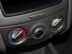 赛欧 2010款 两厢 1.2SE EMT 理想版