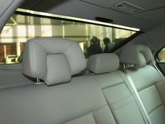 奔驰E级 2011款 E200L 1.8T CGI优雅型