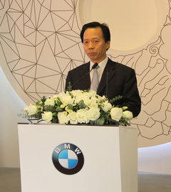 宝马(进口)  330i 3.0 AT