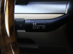 辉腾 2011款 V6 3.6L 4座加长Individual版