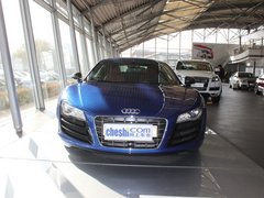 奥迪(进口)  R8  5.2 FSI quattro 车头正面视角