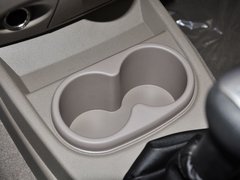 五菱宏光 2010款 1.2L 手动 标准型 7座