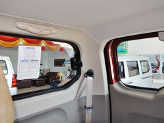 五菱宏光 2010款 1.2L 手动 标准型 7座