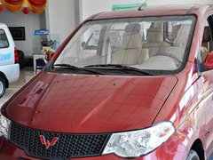 五菱宏光 2010款 1.2L 手动 标准型 7座
