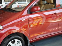 五菱宏光 2010款 1.2L 手动 标准型 7座