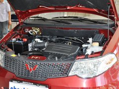 五菱宏光 2010款 1.2L 手动 标准型 7座
