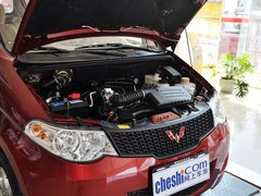 五菱宏光 2010款 1.2L 手动 标准型 7座