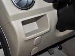 五菱宏光 2010款 1.4L 手动 标准型 8座