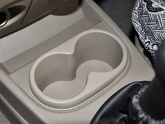五菱宏光 2010款 1.4L 手动 标准型 8座