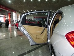 奇瑞A3 2010款 两厢 1.6L 手动 尊贵型