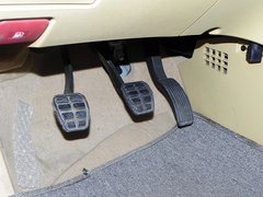 奇瑞A3 2010款 两厢 1.6L 手动 尊贵型