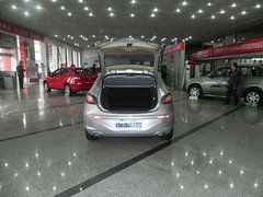 奇瑞A3 2010款 两厢 1.6L 手动 尊贵型