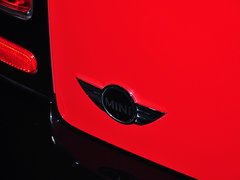 MINI CLUBMAN 2011款 1.6L AT COOPER Fun版