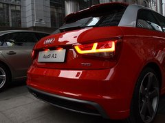 奥迪A1 2012款 1.4T Urban