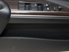 天籁 2011款 2.5L 尊雅版