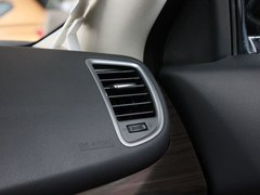 天籁 2011款 3.5L 尊领版