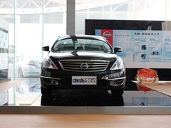 东风日产  公爵 3.5L CVT 车头正面视角