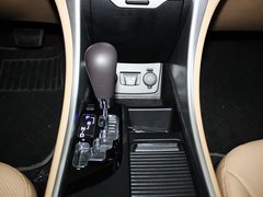 北京现代 第八代索纳塔 2.4 TOP AT 挂档把手特写度特写