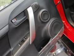 杰路驰 2011款 2.5L 自动 豪华版