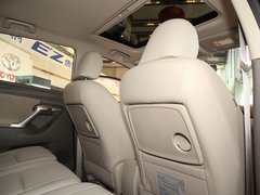逸致 2011款 1.8L CVT 豪华多功能版 7座