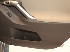 逸致 2011款 1.8L CVT 豪华多功能版 7座