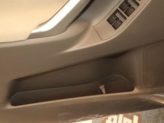 逸致 2011款 1.8L CVT 豪华多功能版 7座