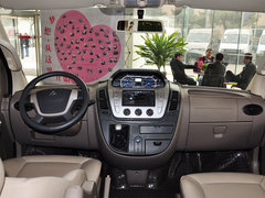 新途V80 2011款 2.5T 手动 短轴低顶尊杰版