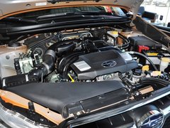 斯巴鲁  2.0 CVT 发动机主体特写
