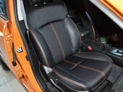 斯巴鲁  2.0 CVT 副驾驶席座椅45度特写