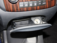 狮跑 2012款 2.0L 自动 GLS 两驱版 5座