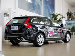 沃尔沃(进口)  V60 3.0T AT 车辆右侧尾部视角