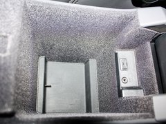 沃尔沃V60 2012款 3.0T 自动 个性运动版
