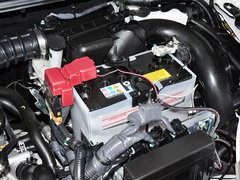 东风日产  新骐达 1.6L CVT 蓄电池特写