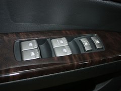 荣威W5 2011款 1.8T 自动 四驱豪域版 5座